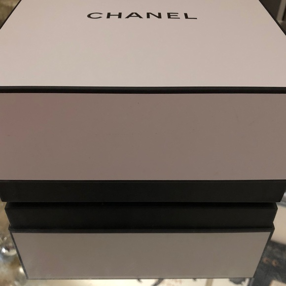 CHANEL Other - CHANEL box
